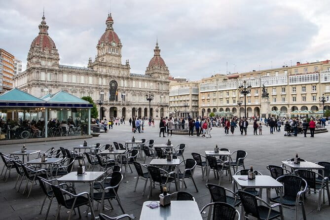 2 Hour Private Old Town Walking Tour in La Coruña - Key points / Takeaways