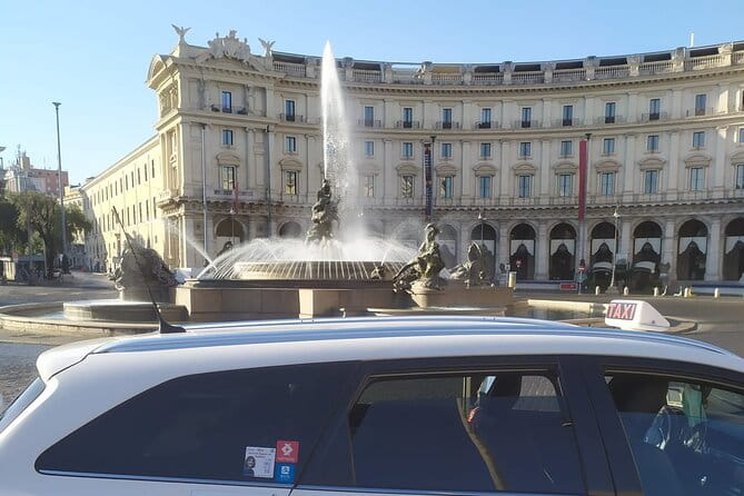 2-Hour Private Tour The Best Monuments of Rome by Taxi - Discovering Rome in 2 Hours: An Insider’s Guide to the Taxi Tour
