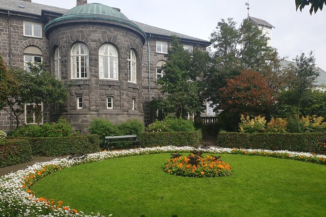 2-Hour Reykjavik Private Walking Tour - Tour Duration and Pace
