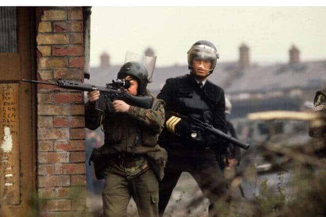 2 Hour Terror and Mural History Belfast taxi Private Tour - Bobby Sands Mural: A Poignant Tribute