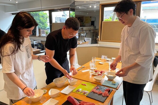 2-Hour Tuna Cutting and Sushi Small Group Workshop in Sendagi - Participant Reviews and Feedback