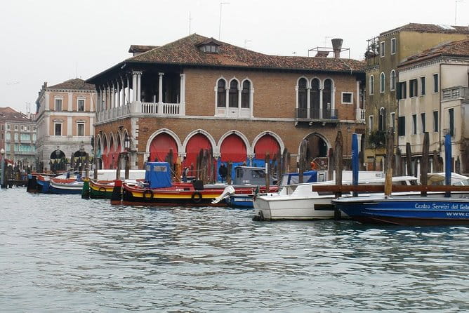 2-hour Venice Guided Walking Tour with Gondola ride - A Closer Look at the Tour Experience