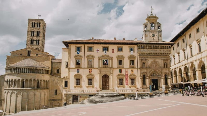 2 hours Arezzo group walking tour - FAQ