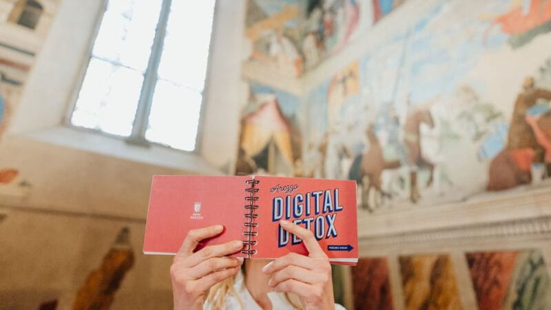 2 Hours Free Arezzo tour without the use of your smartphone - Price and Value: Does Two Hours of Silence Cost $14?