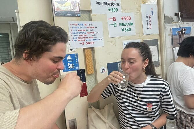 2 Hours of Bar Hopping in Osaka Style - Inclusions and Experience