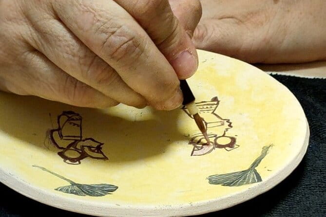 2 Hours Private Painting of Ceramics in Osaka - Unique Souvenirs With Japanese Designs