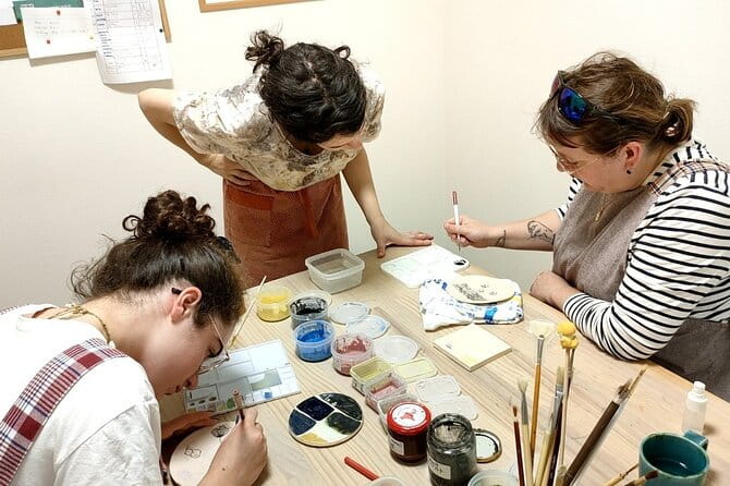 2 Hours Private Painting of Ceramics in Osaka - Experience Highlights