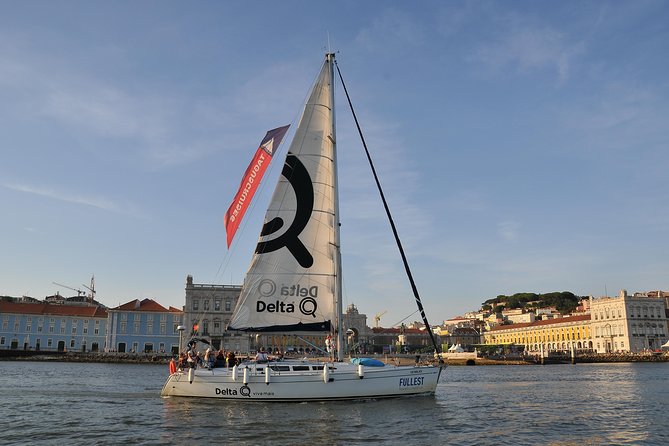 2 Hours Private Sailing Tour in Lisbon - Capturing Photos