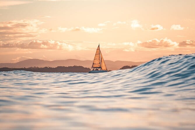 2 hours Private sunset experience by sailboat in Cascais - Price and value: A fair investment for a special evening