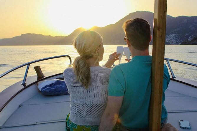 2 Hours Sunset Cruise of Positano - Entering the World of a Private Amalfi Coast Sunset Cruise