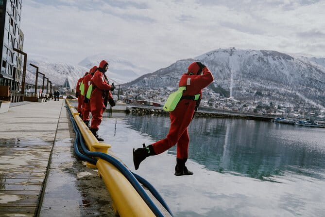 2 Hours Urban Arctic Floating Activity in the Harbours of Tromsø - Frequently Asked Questions