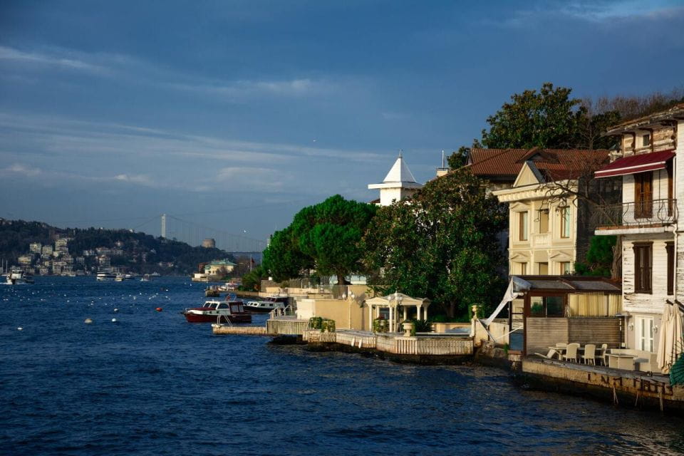 2 Hrs Sunset Private Bospborus Yatch Tour - Tour Inclusions and Accessibility