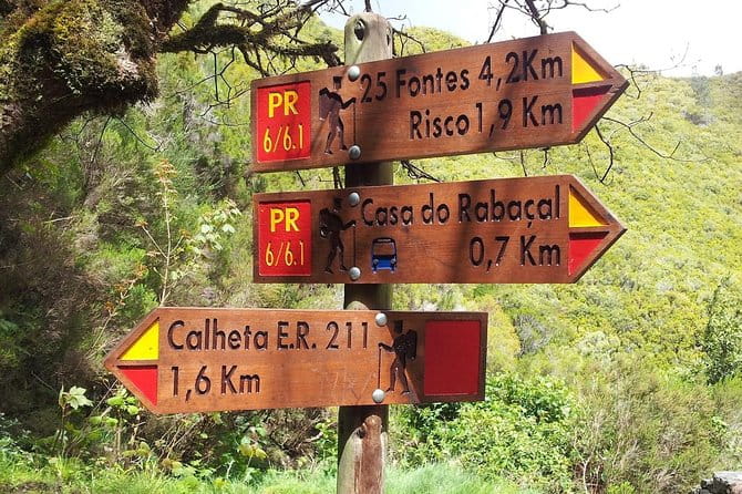 "25 Fountains" Walk / Lost In The Beautiful Forest - FAQ