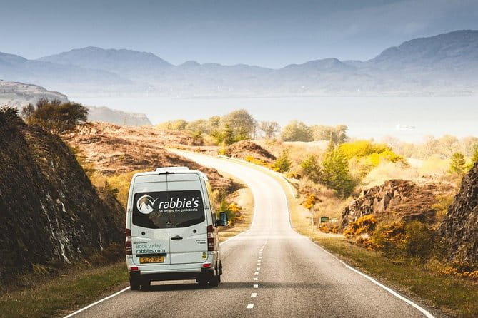 3-Day Discover Northern Ireland Small-Group Tour from Dublin - Exploring the Highlights: A Deep Dive into the 3-Day Northern Ireland Tour