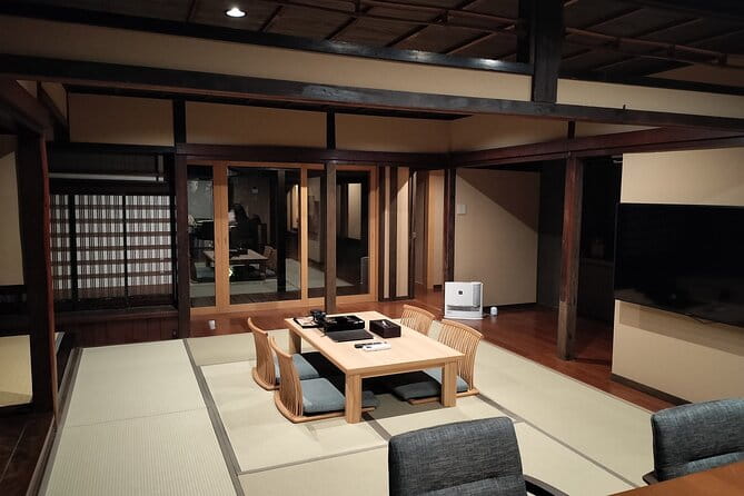 3 Days Guided Sightseeing in Satoyama - Key Points