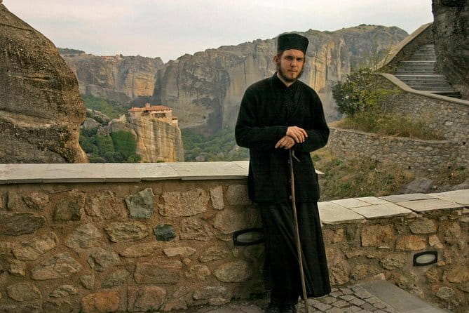 3 Days private tour- Meteora Rocks & Monasteries, Delphi/ Apollo Oracle, Thebes - Exploring the Itinerary: From Thermopylae to Meteora