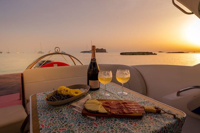 3 hour boat trip around the west coast of IBIZA - Weather and Cancellation Policies