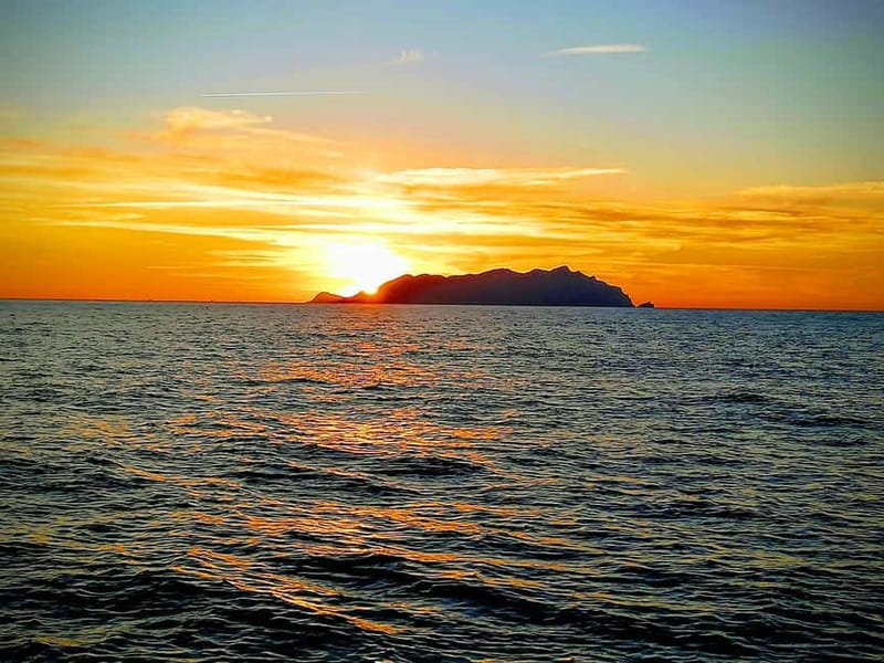 3-hour excursion to Favignana with the island's fishermen - Returning to Favignana: Relaxation and Reflection