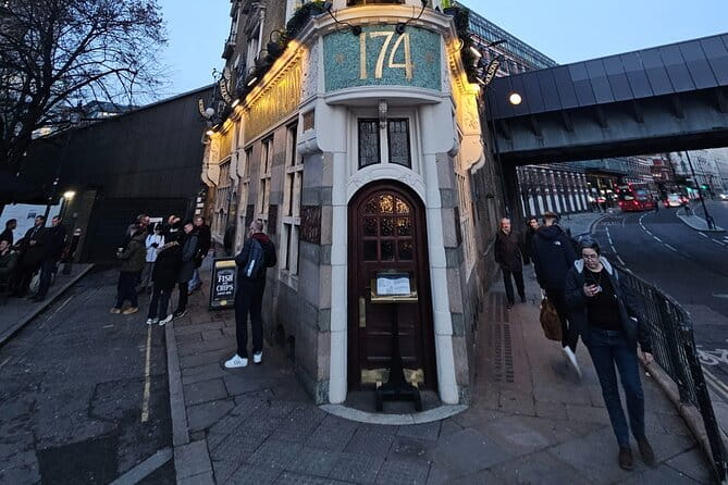 3-Hour Historic Pub Experience in London - What Sets This Tour Apart?