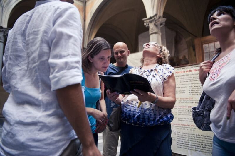 3-Hour Historic WhoDunIt Tour in Florence - Key Points / Takeaways