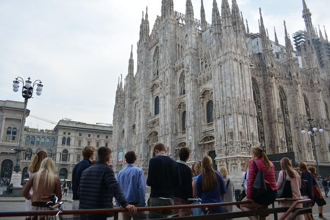 3-Hour Milan City Tour with The Scala Theatre - small group tour - Who Should Book This Experience?