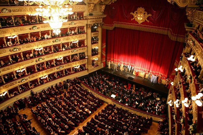 3-Hour Milan City Tour with The Scala Theatre - small group tour - FAQ