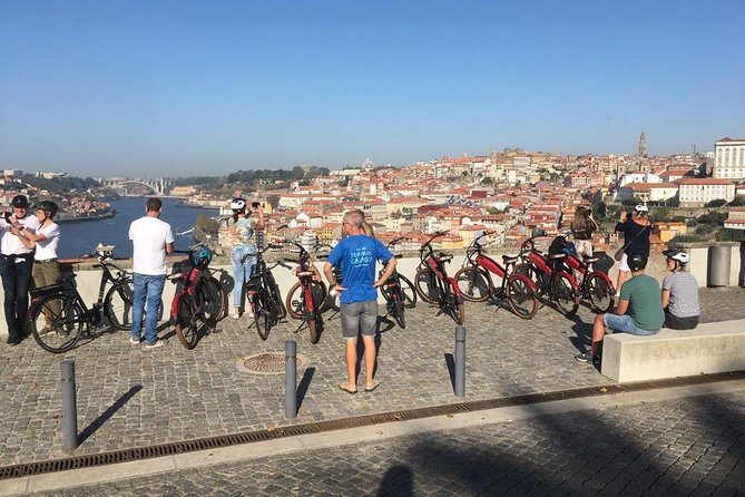 3-Hour Porto Highlights on a Electric Bike Guided Tour - Tour Duration and Stops