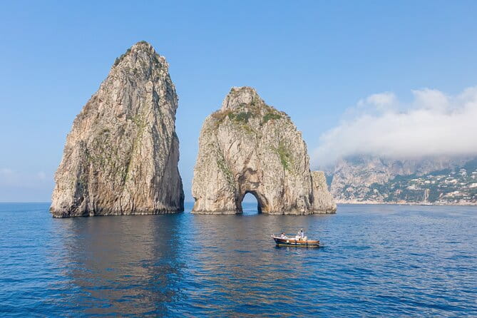 3-hour private boat tour of Capri - FAQ