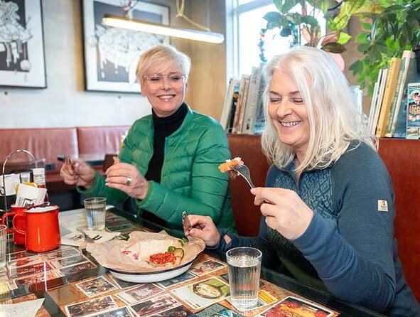 3 Hour Shared Christmas Food Tour with Guide in Reykjavik - Key points / Takeaways