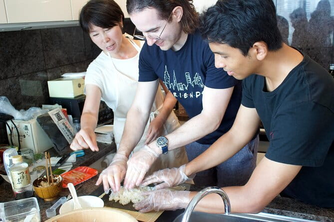 3-Hour Shared Halal-Friendly Japanese Cooking Class in Tokyo - Accessibility and Convenience
