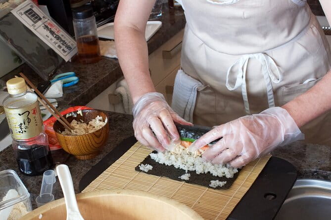 3-Hour Shared Halal-Friendly Japanese Cooking Class in Tokyo - Instructor Expertise