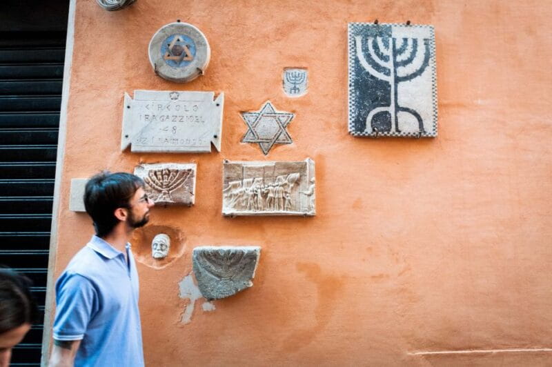 3-Hour Trastevere and Jewish Ghetto Guided Walking Tour - Deep Dive into the Neighborhoods