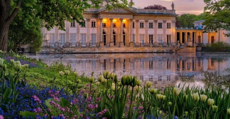 3 hour: Warsaw Lazienki Park /inc. Pick up/ - What to Expect from the Tour Experience