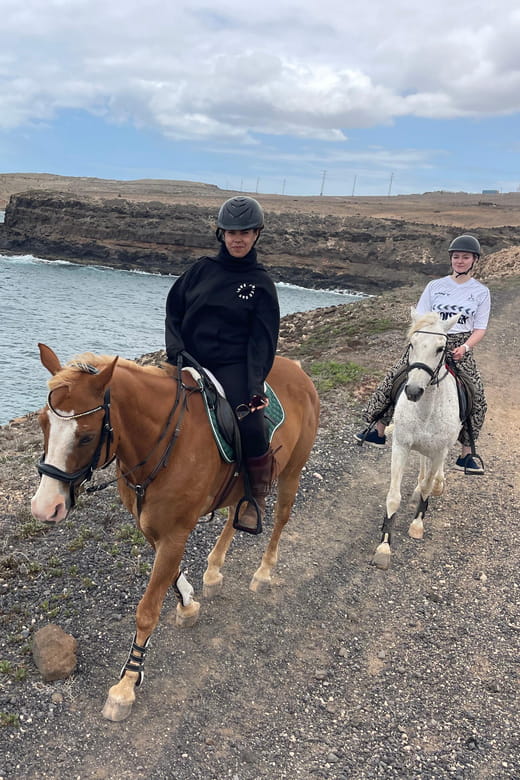 3 hours Horse Riding Tour to the Coast - The Price and Its Value