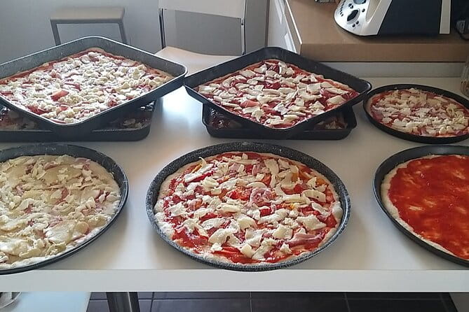 3 Hours Pizza and Tiramisù Workshop in Como - Introducing the 3 Hours Pizza and Tiramisù Workshop in Como