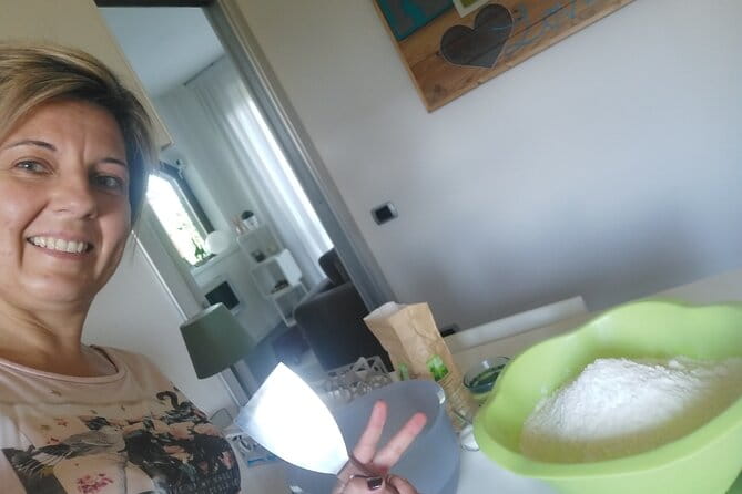 3 Hours Pizza and Tiramisù Workshop in Como - Logistics and Value for Money