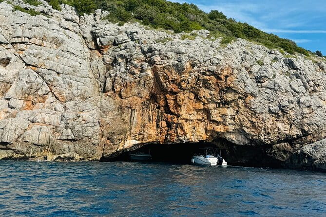 3 Hours Private Blue Cave Adventure (Free Drinks) - Who Should Consider This Tour?