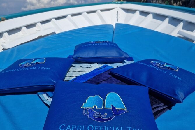 3 Hours Private Capri Boat Tour With Pasta and Prosecco - Food and Drink Offerings