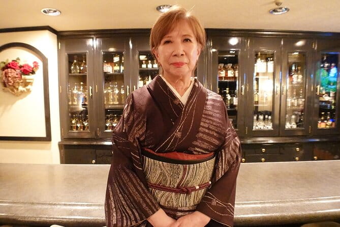 3 Hours Private Food and Walking Tour to Snack Bar in Nakasu - Health and Accessibility Considerations