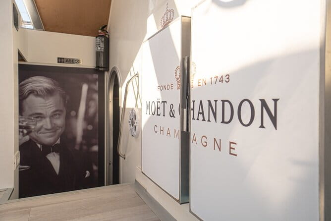 3 hrs. Whale Watching and Relaxing Chill Out Catamaran with glass floor - FAQs