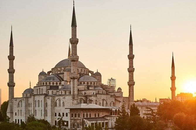 4-Day Istanbul City Package plus Airport Transfers - Price and Value Analysis