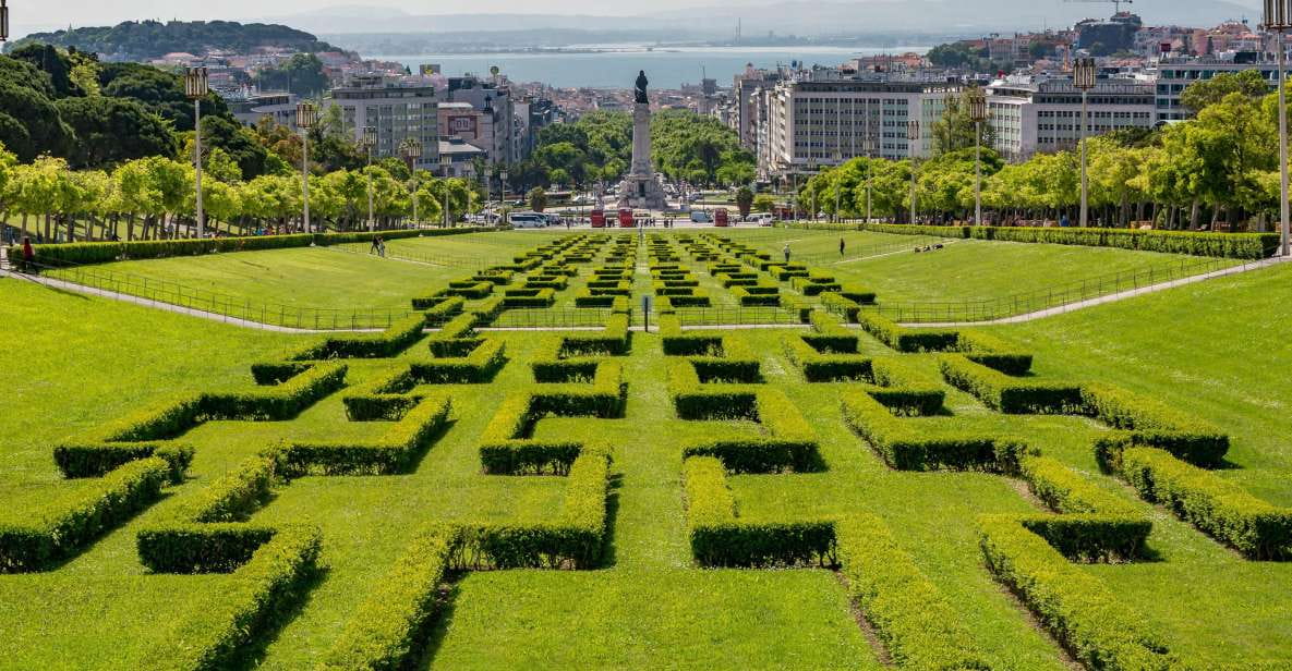 4-Day Portugal Tour From Madrid: Lisbon and Fatima - Itinerary Day 1