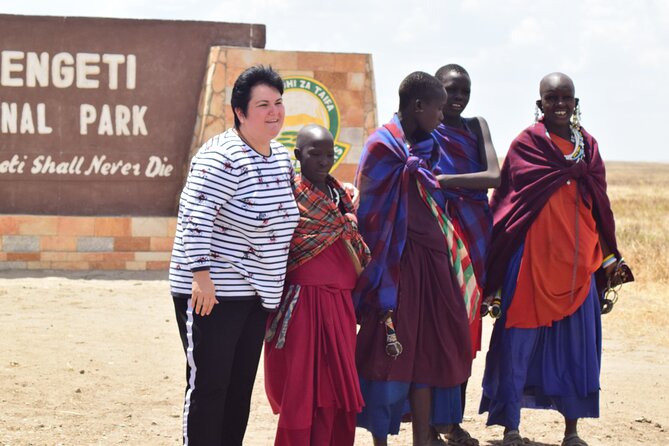 4-Day Tanzania Private Luxury Drive In-Drive Out Safari -2025 - Ngorongoro Crater Wildlife Viewing