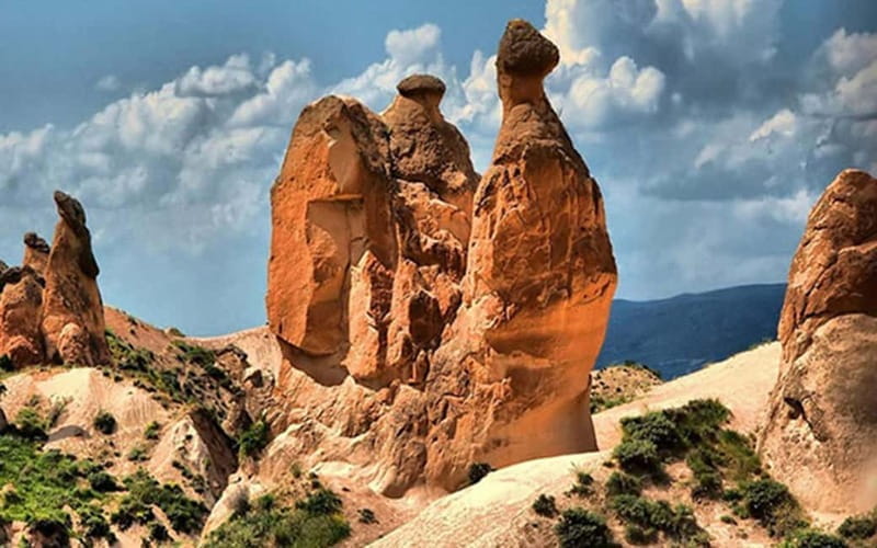 4 Days Cappadocia, Pamukkale & Ephesus Tour from Istanbul - Exploring Cappadocia: The Land of Fairy Chimneys