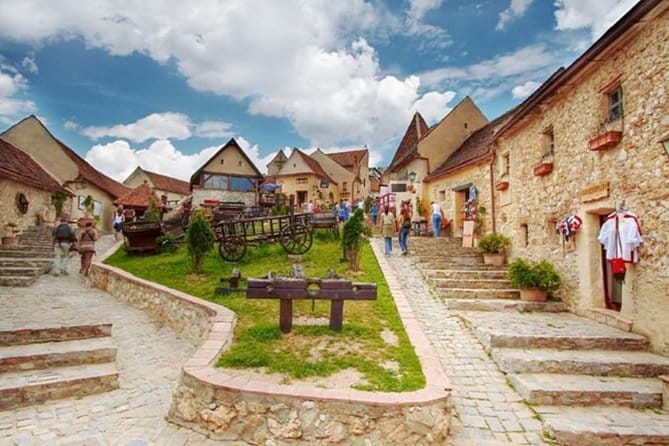 4 Days Private Tour in Transylvania Brasov Sighisoara Sibiu - How This Tour Combines History, Nature, and Charm