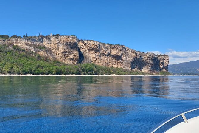 4-Hour Boat Tour on Lake Garda from Lazise - Garda’s Hilltop Rocca and Town Views