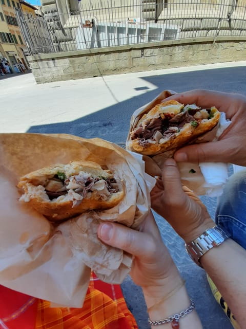 4-hour electric vespa tour in Florence, explore Fiesole and its surroundings - Ending in the Vibrant Oltrarno Neighborhood