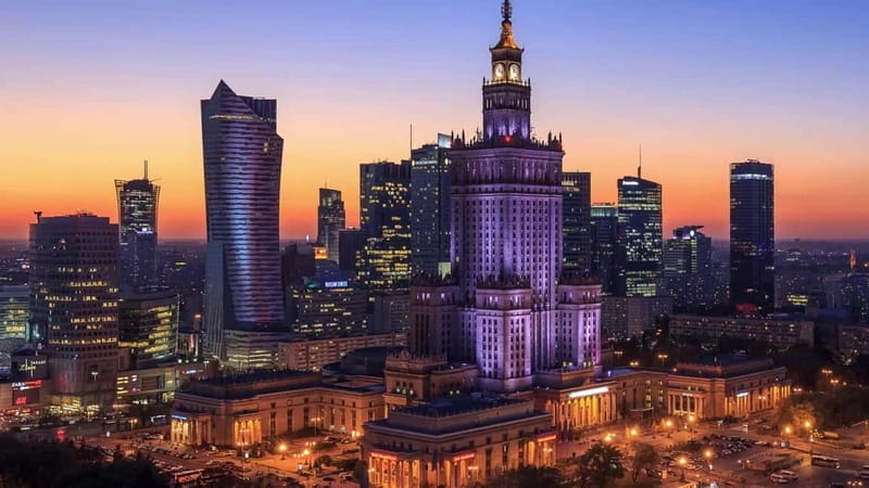 4 hour: Old Town, Royal Castle, Palace of Culture & Science - Discovering Warsaw’s Historic Heart: Old Town