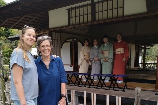 4 Hour Private Hiroshima City Walking Tour - Customer Feedback