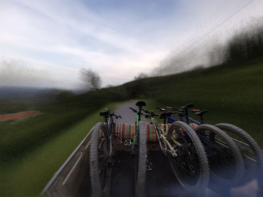 4 Hour Private MTB Enduro Trail Tour in Sintra Mountain - Recommended Attire